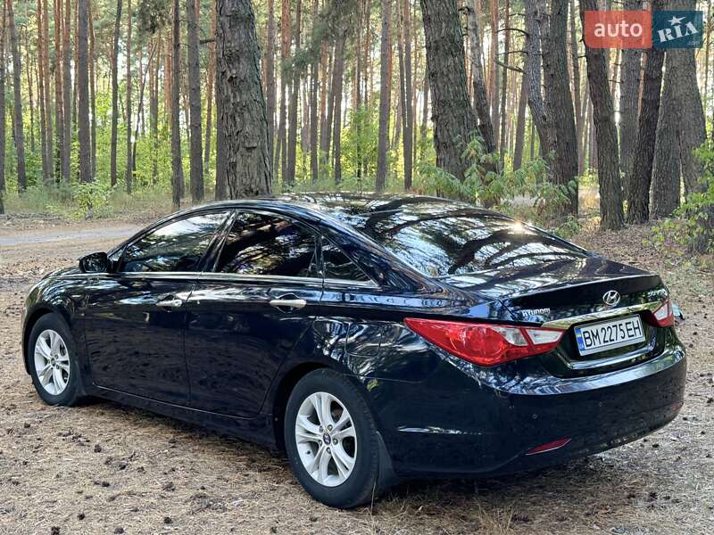 Седан Hyundai Sonata 2011 в Охтирці
