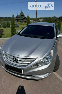 Седан Hyundai Sonata 2010 в Киеве