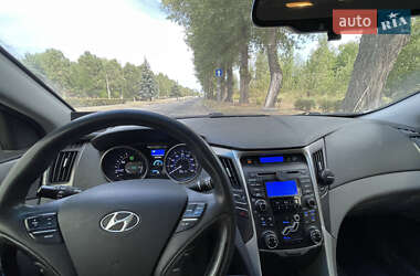 Седан Hyundai Sonata 2013 в Магдалиновке