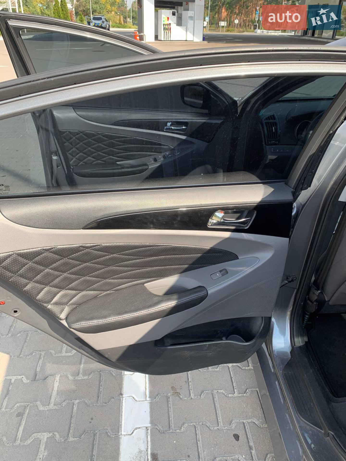 2014 Hyundai Sonata - мініатюра 23