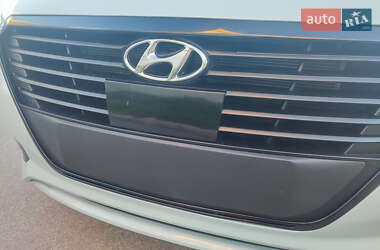 Седан Hyundai Sonata 2015 в 