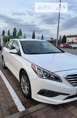 Седан Hyundai Sonata 2015 в Ужгороді