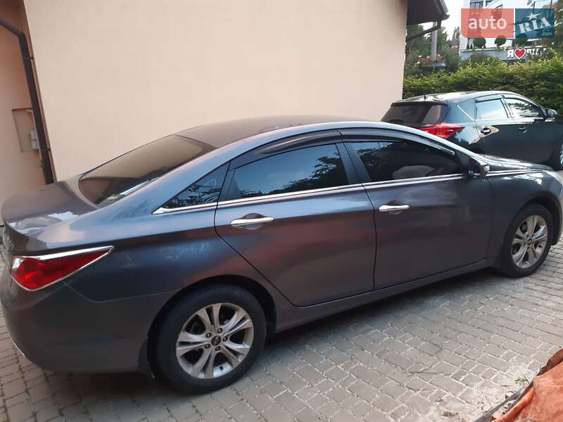 Седан Hyundai Sonata 2010 в Трускавці