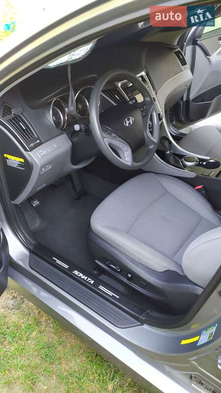 Седан Hyundai Sonata 2013 в Києві фото 9 Седан Hyundai Sonata 2013 в Києві