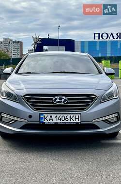 Седан Hyundai Sonata 2015 в 