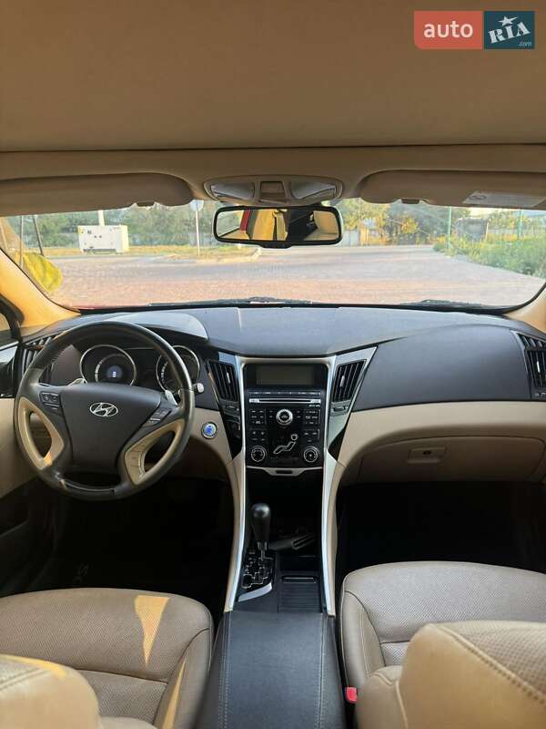 Седан Hyundai Sonata 2012 в Києві
