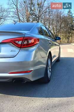 Седан Hyundai Sonata 2016 в Львові