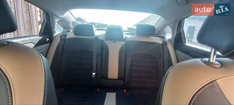 Седан Hyundai Sonata 2016 в Львове