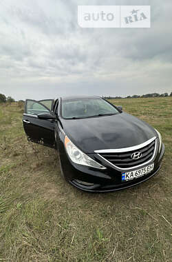 Седан Hyundai Sonata 2013 в Бурыни