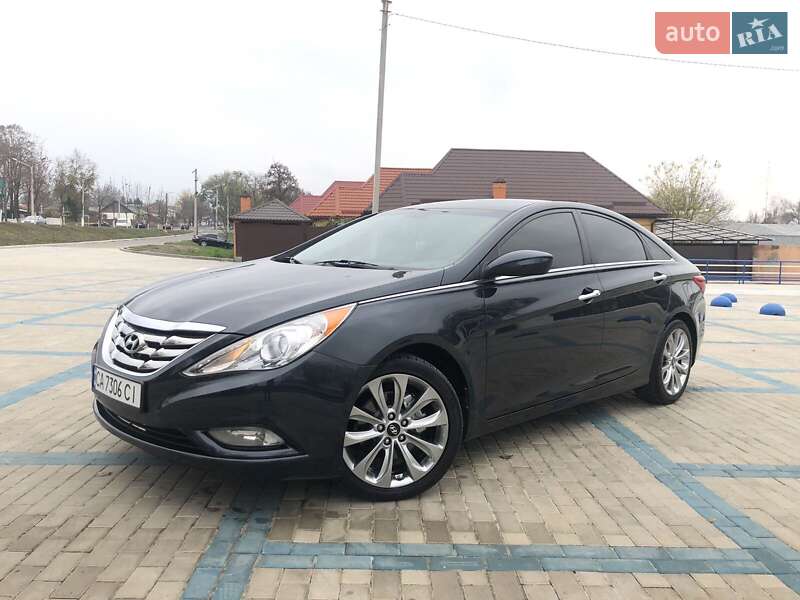 Седан Hyundai Sonata 2012 в Христинівці