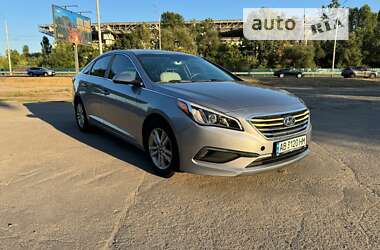 Седан Hyundai Sonata 2015 в Киеве