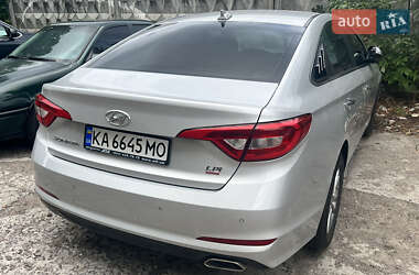 Седан Hyundai Sonata 2015 в 