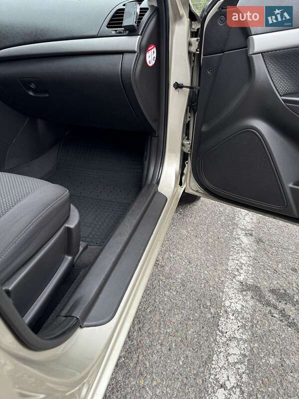 Седан Hyundai Sonata 2008 в Дніпрі