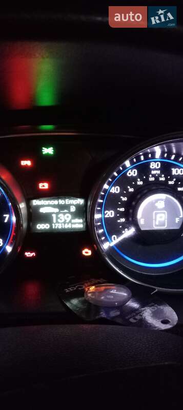 Седан Hyundai Sonata 2012 в Кропивницькому