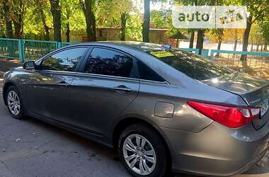 Седан Hyundai Sonata 2011 в Жовтих Водах