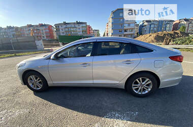 Седан Hyundai Sonata 2017 в 