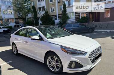 Седан Hyundai Sonata 2018 в Киеве