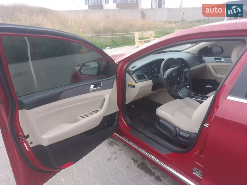 Hyundai Sonata 2015 VIN KMHE24L17GA015364 фото оголошення 9 з 62