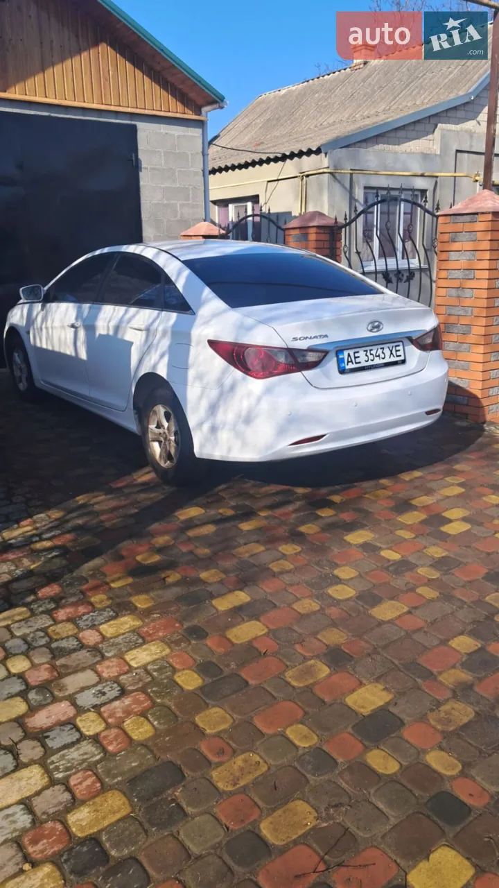 2011 Hyundai Sonata - мініатюра 18