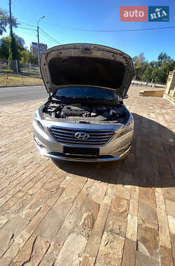Седан Hyundai Sonata 2015 в 