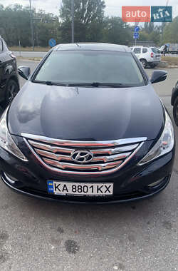 Седан Hyundai Sonata 2011 в Обухове