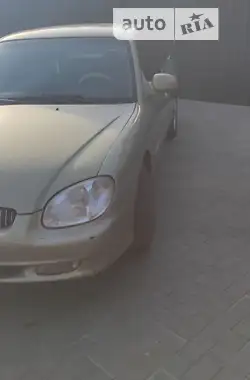 Hyundai Sonata 2001