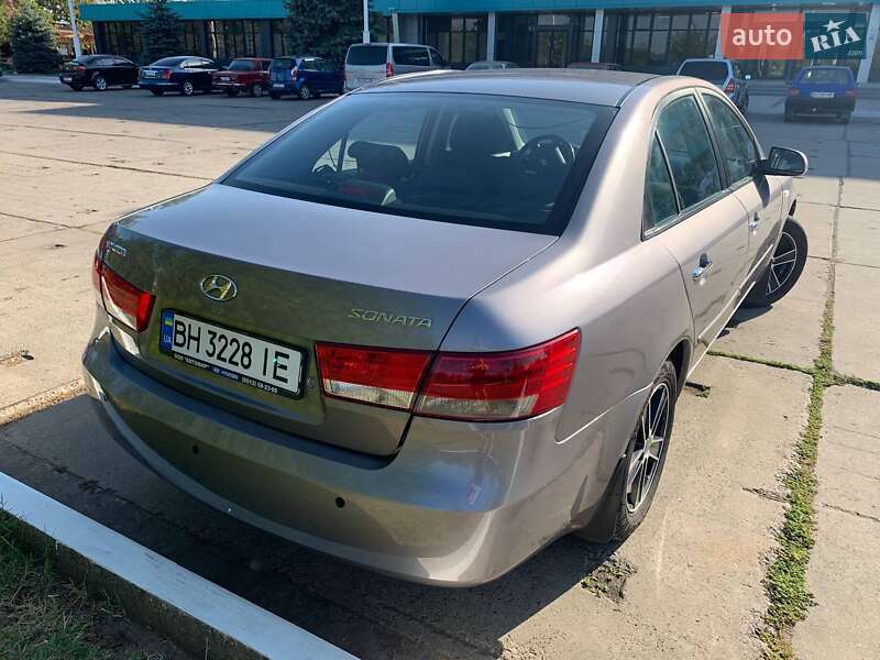 Седан Hyundai Sonata 2007 в Измаиле