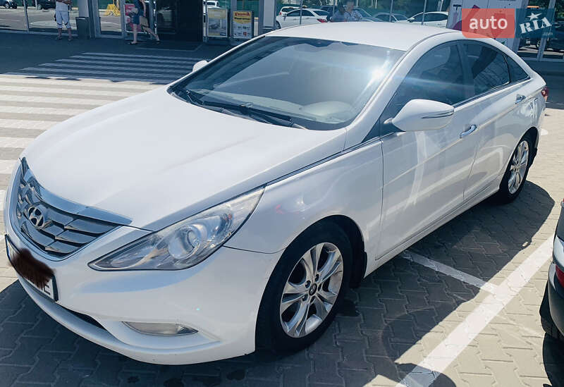 Седан Hyundai Sonata 2011 в Києві