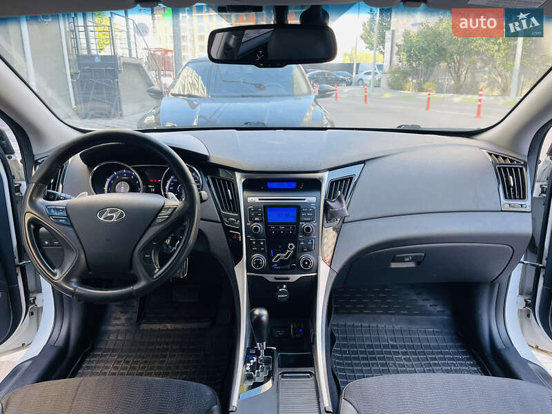 Седан Hyundai Sonata 2011 в Києві