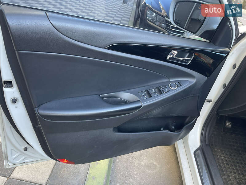 Седан Hyundai Sonata 2011 в Києві