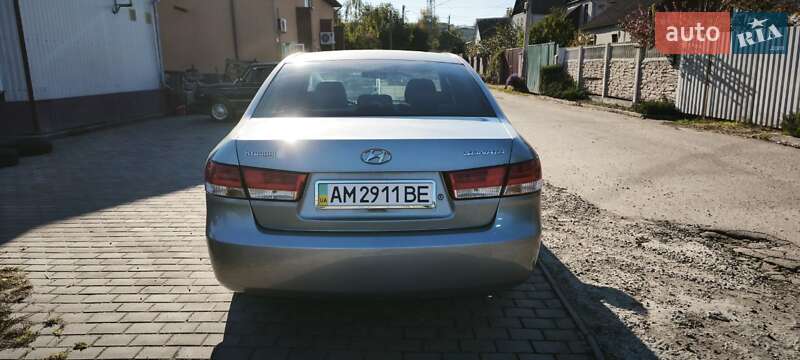 Hyundai Sonata 2008