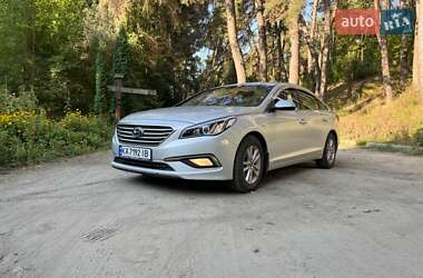 Седан Hyundai Sonata 2015 в Тростянці