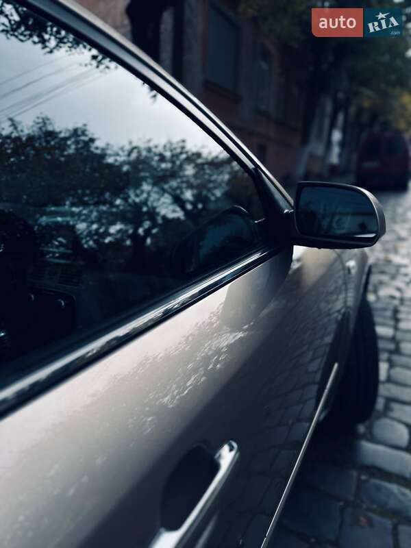 Седан Hyundai Sonata 2006 в Чернівцях