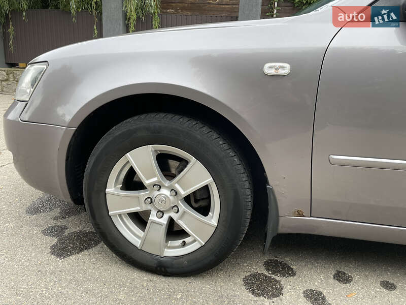 Седан Hyundai Sonata 2006 в Первомайске