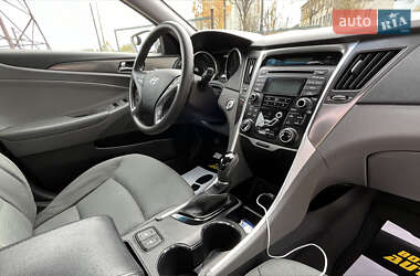 Седан Hyundai Sonata 2013 в 