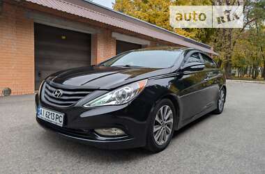 Седан Hyundai Sonata 2013 в Смеле