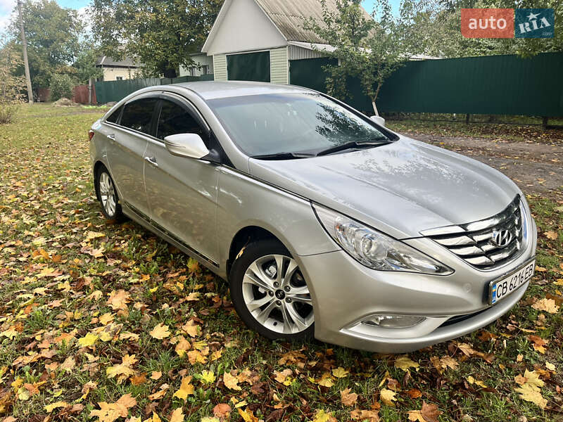 Hyundai Sonata 2010