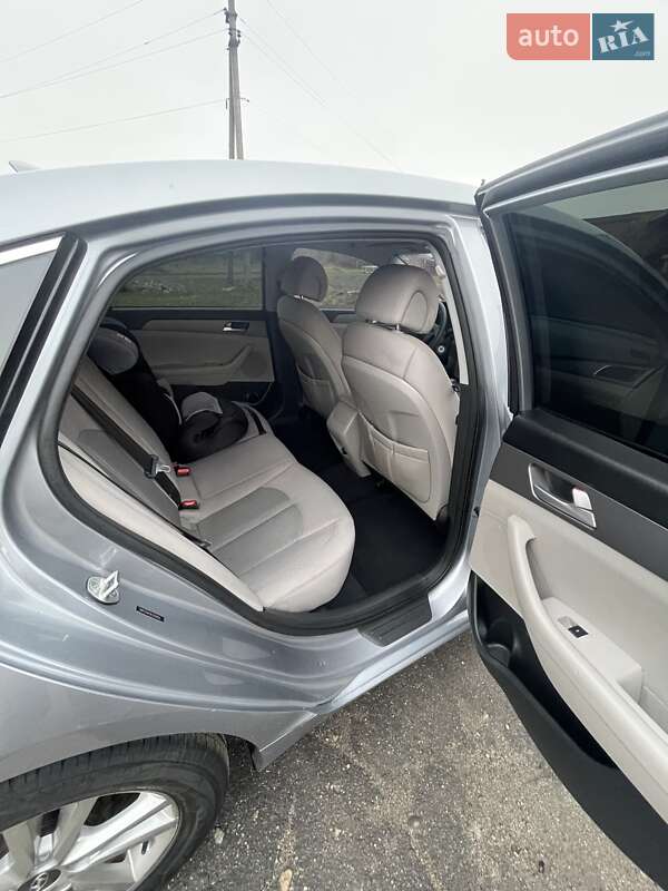 Седан Hyundai Sonata 2014 в Новой Водолаге