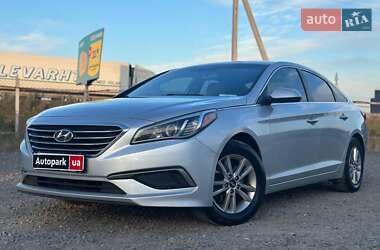 Седан Hyundai Sonata 2015 в Львові