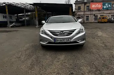 Hyundai Sonata 2012