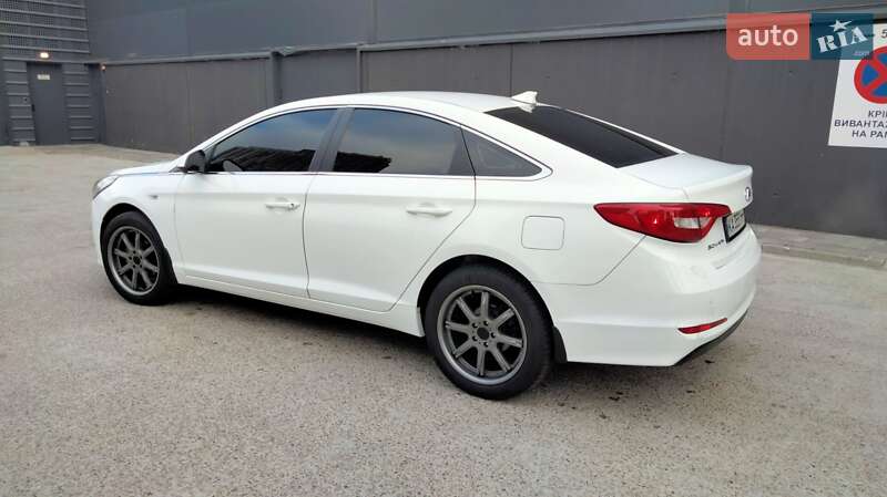 Седан Hyundai Sonata 2016 в Києві