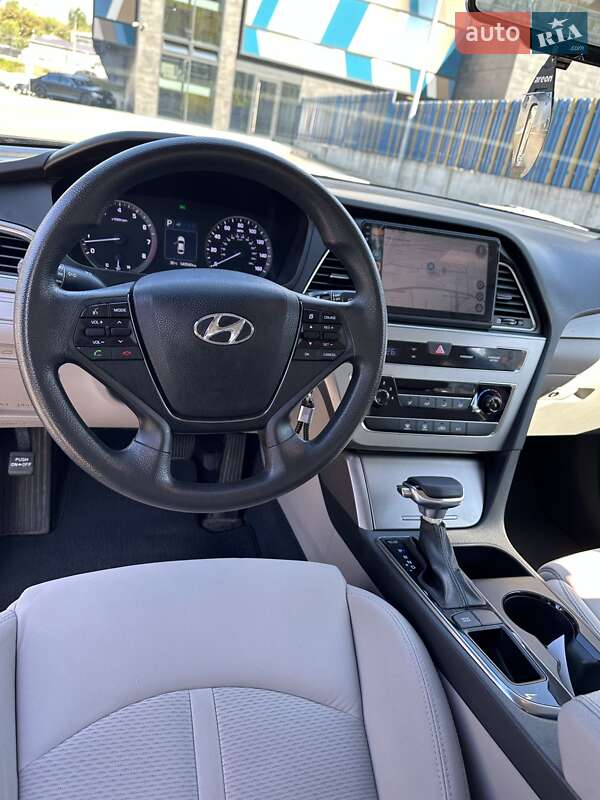 Седан Hyundai Sonata 2015 в Киеве