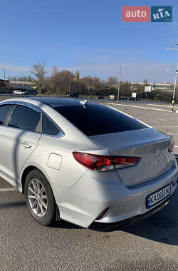 Седан Hyundai Sonata 2018 в Киеве