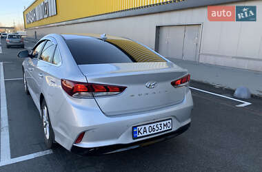 Седан Hyundai Sonata 2018 в Киеве