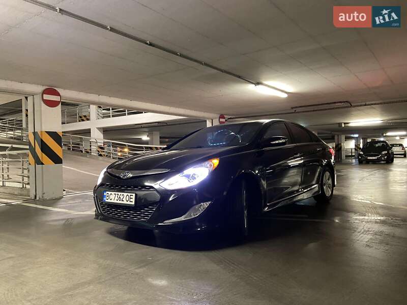 Седан Hyundai Sonata 2014 в Львові