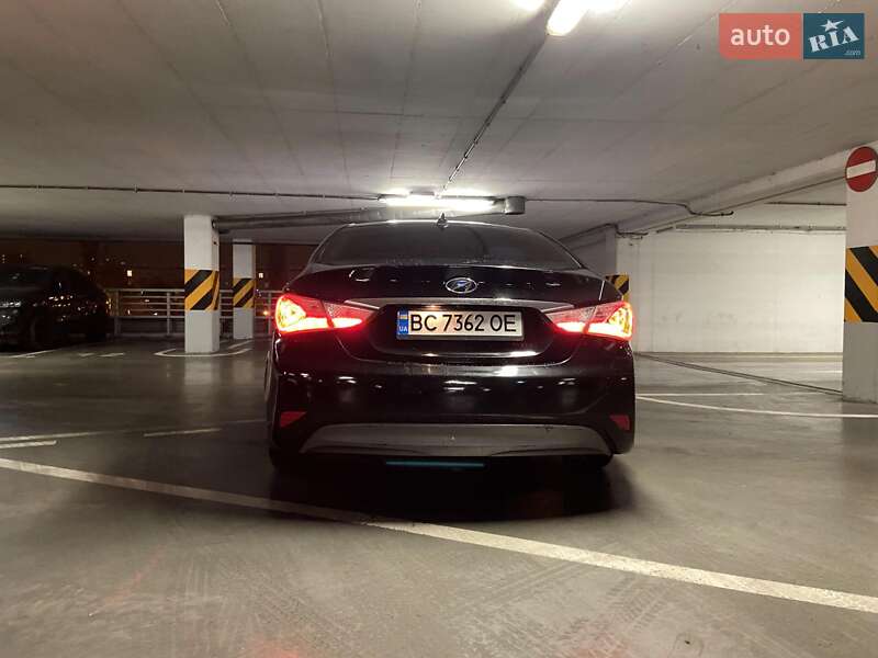 Седан Hyundai Sonata 2014 в Львові