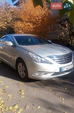 Седан Hyundai Sonata 2014 в 