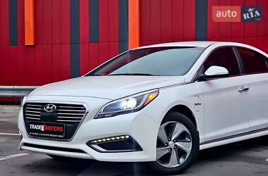 Седан Hyundai Sonata 2015 в Киеве