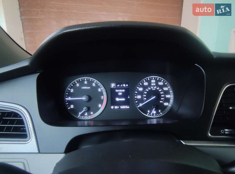 Седан Hyundai Sonata 2015 в Івано-Франківську