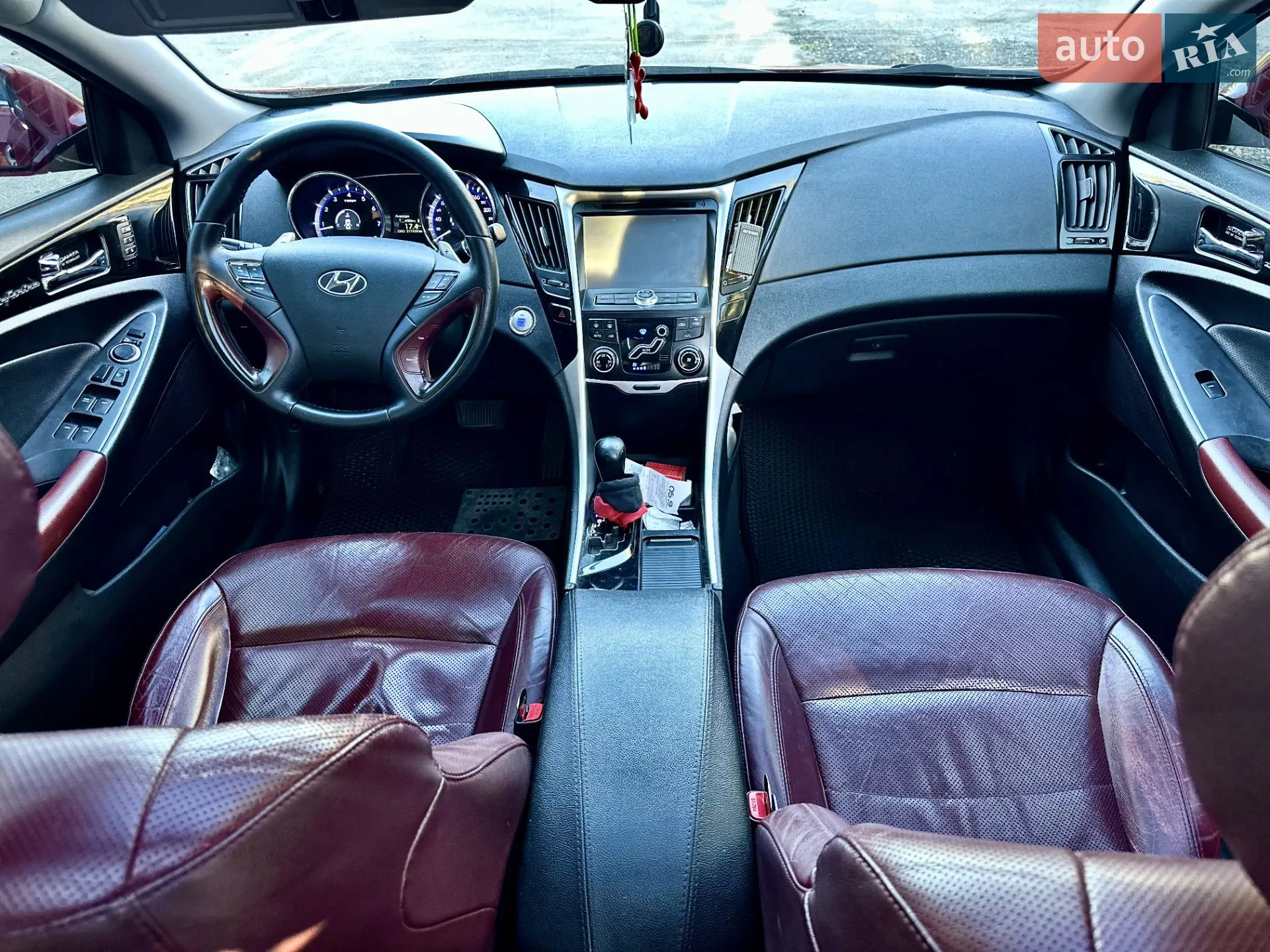 2010 Hyundai Sonata - мініатюра 5